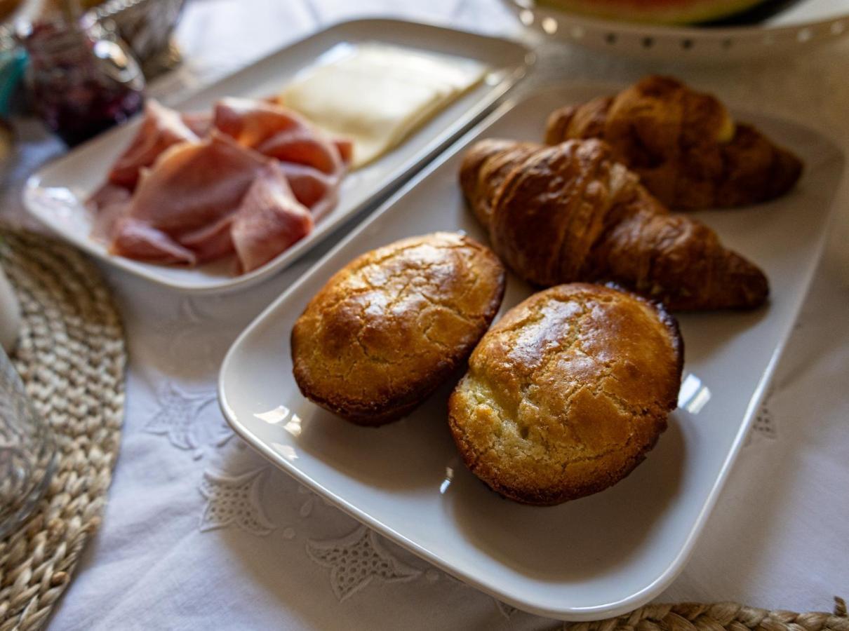 Palazzo Della Contessa - Suites & Breakfast Lecce Exteriér fotografie