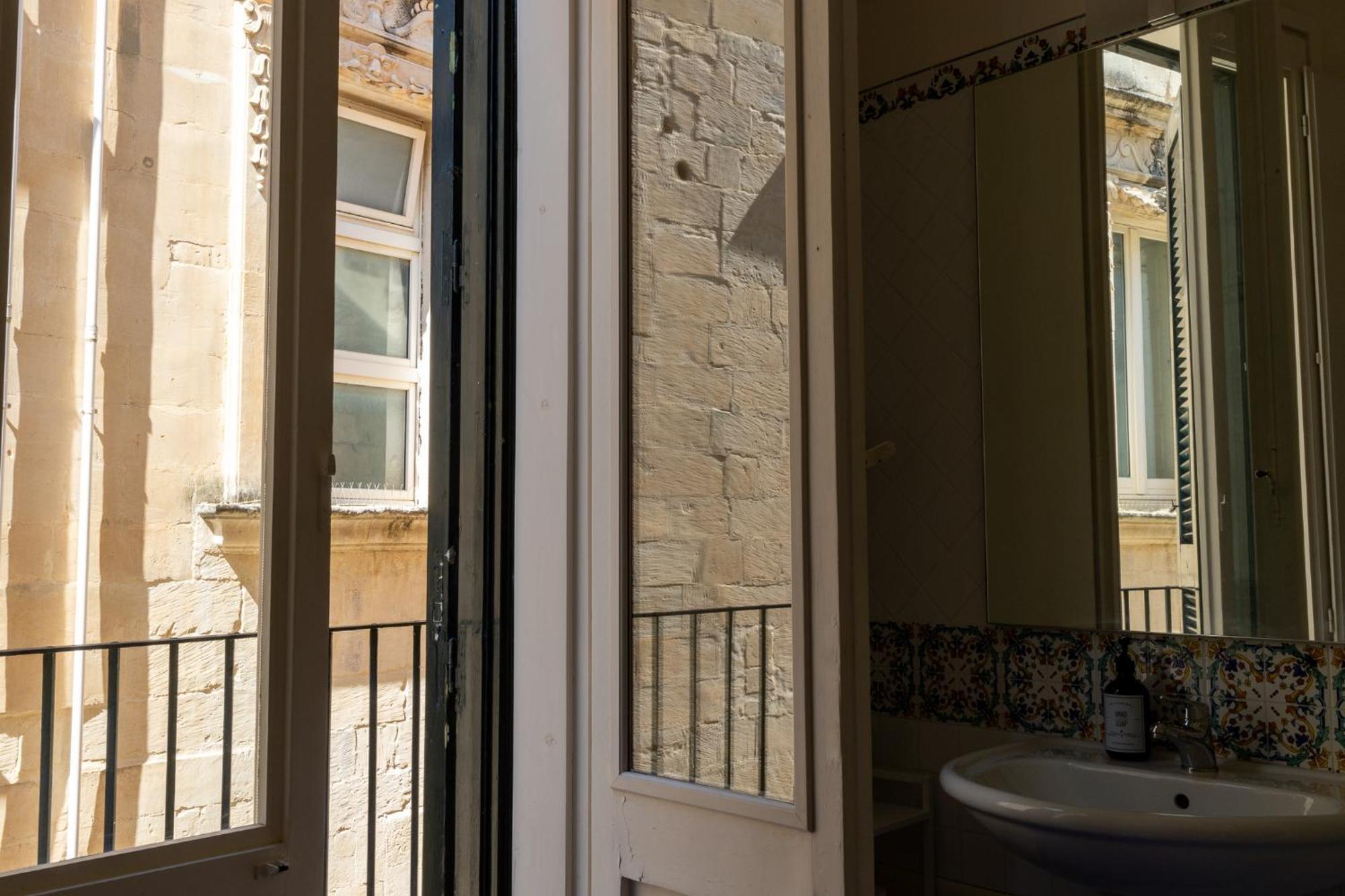 Palazzo Della Contessa - Suites & Breakfast Lecce Exteriér fotografie